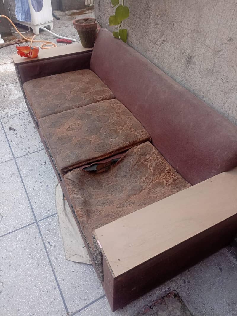 3 sofas 2