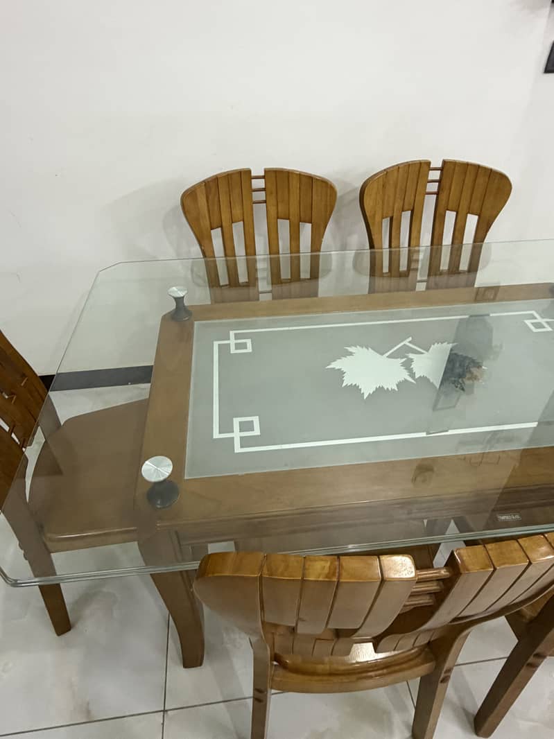 Dining table - 6 seater 3