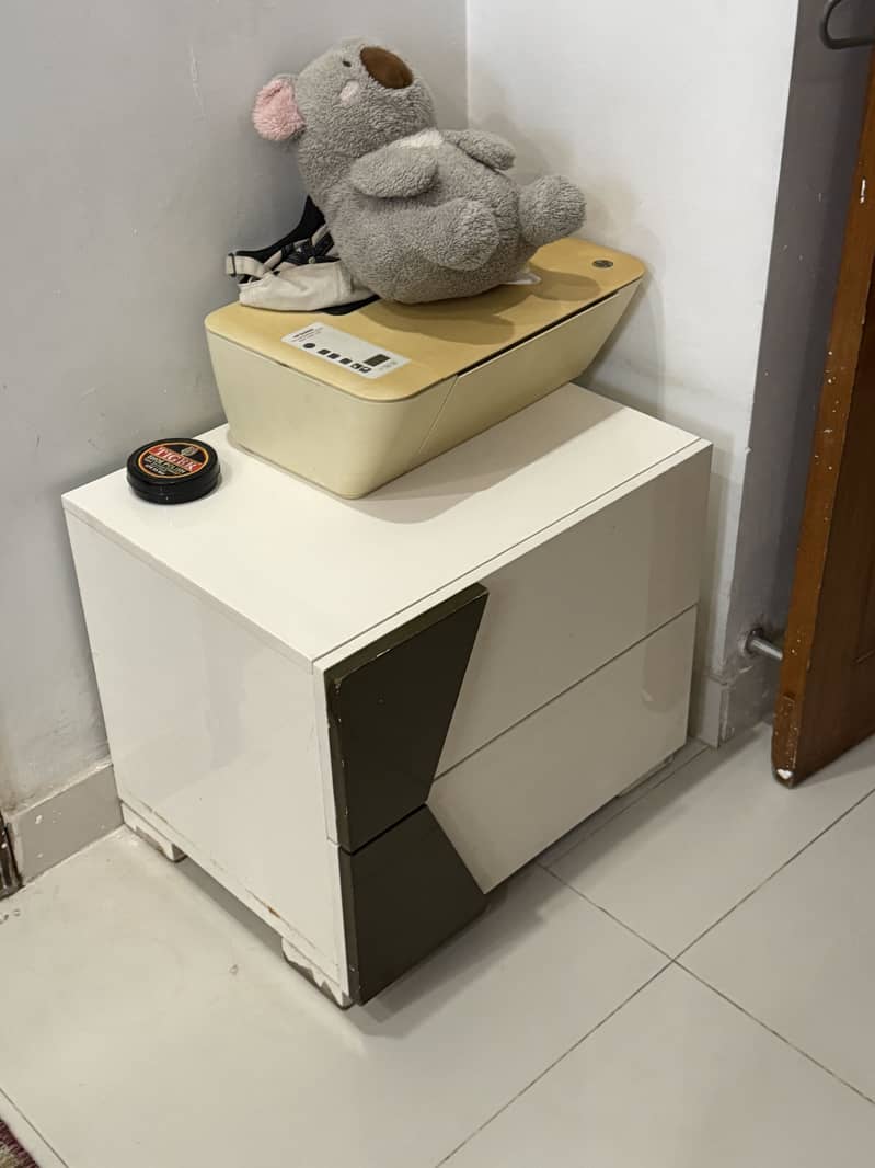 Complete bedroom set 4