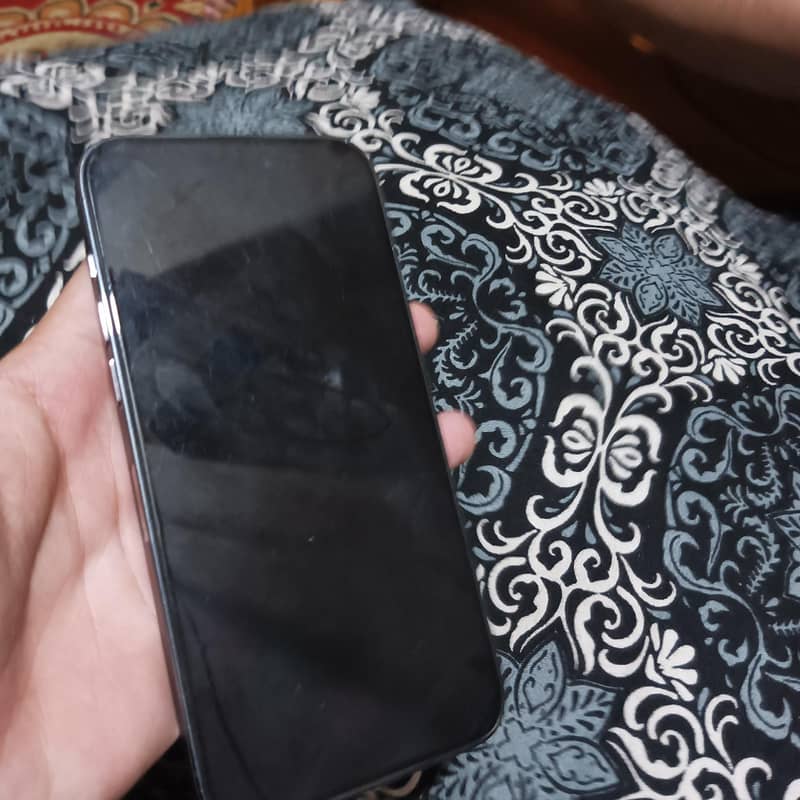 IPhone 14 Pro Max 4