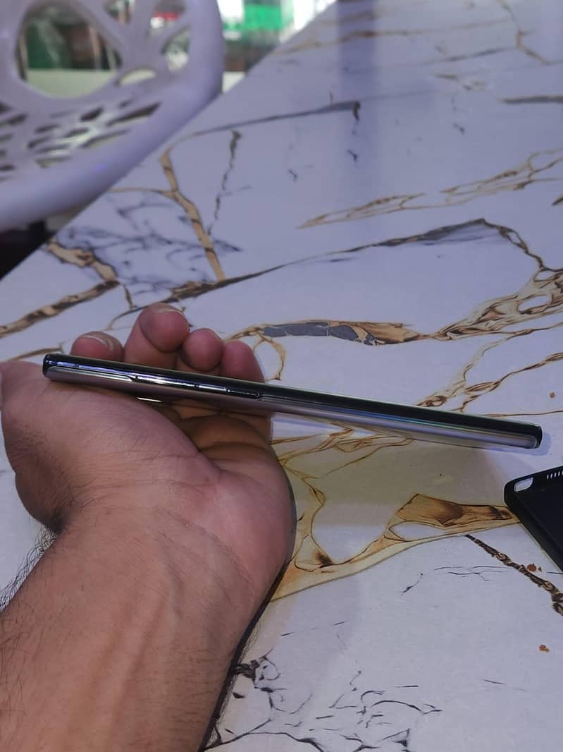 Samsung Mobile Note 10 Plus 2