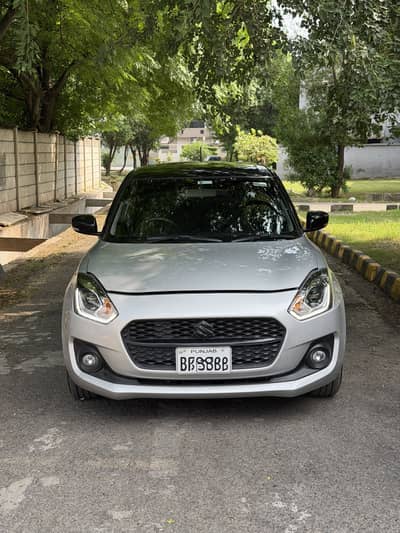 Suzuki Swift Glx 2025(DECEMBER)
