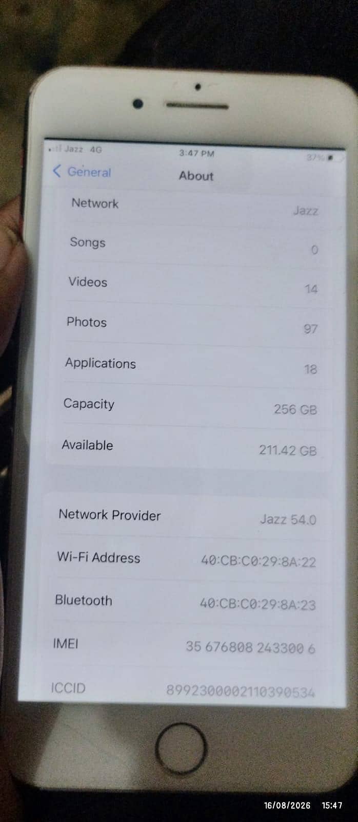 Apple iPhone 8 Plus 0