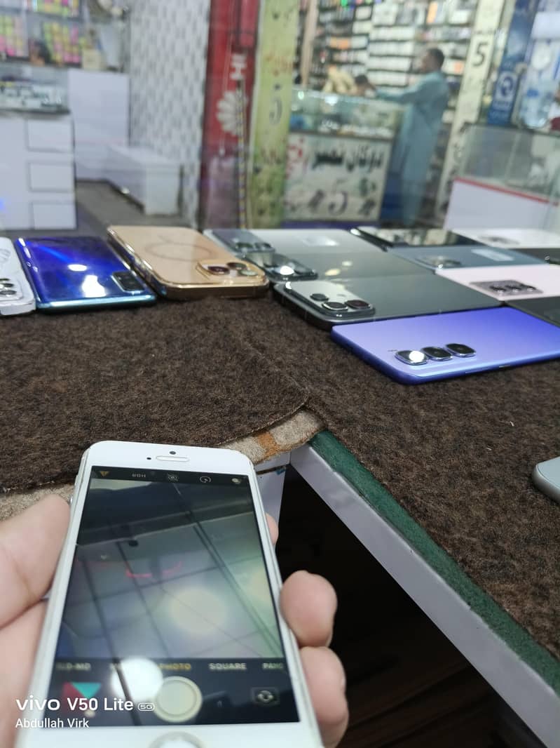 Apple iPhone 15 plus 6