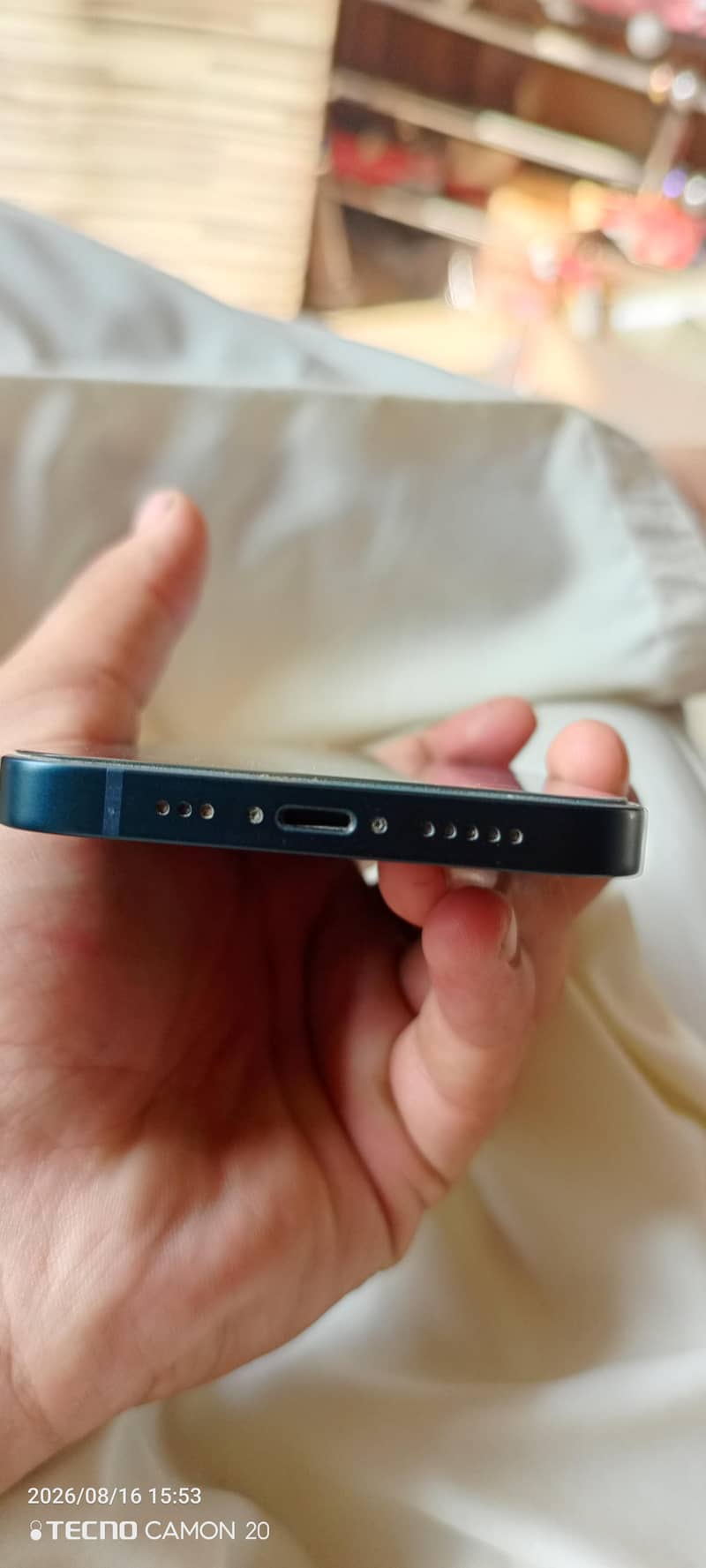 Apple iPhone 13 2