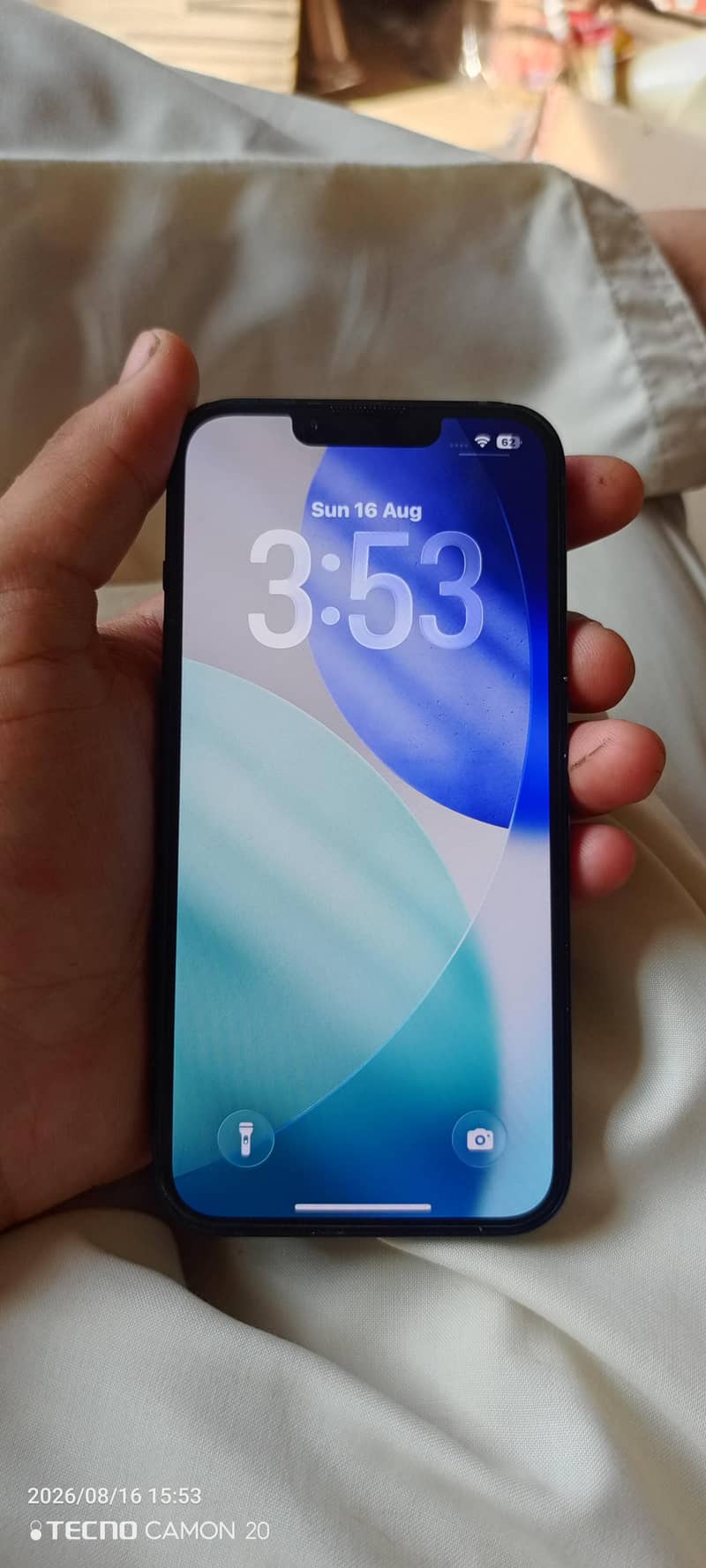 Apple iPhone 13 3