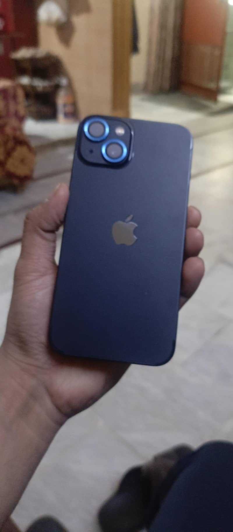 Apple iPhone 13 5