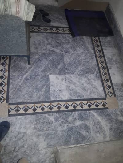 Single room flat awialable for Rent
