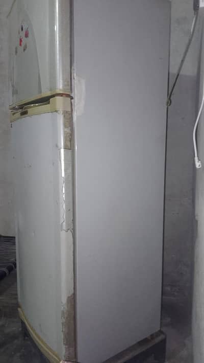 Dawlance Refrigerator for Sale