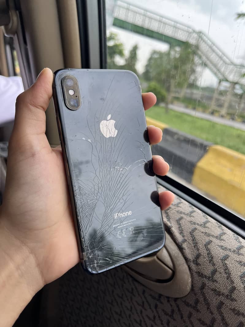 Apple iPhone X 1