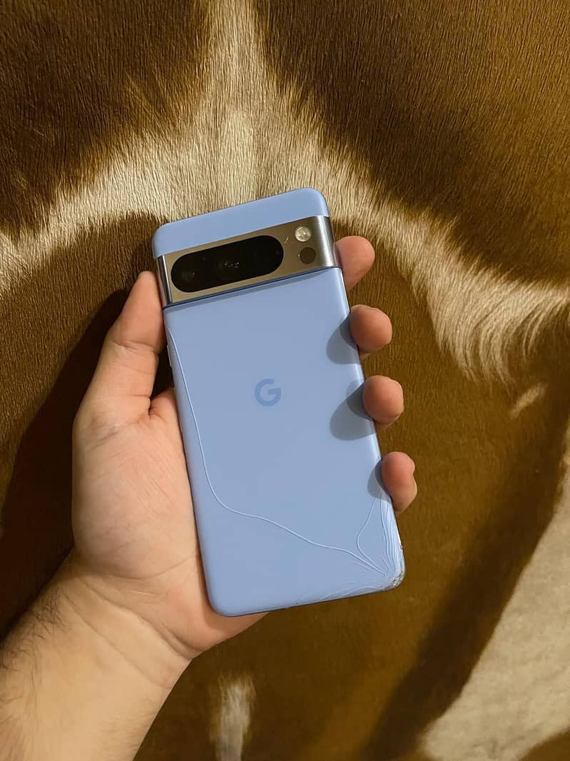Google Pixel 8 Pro 0