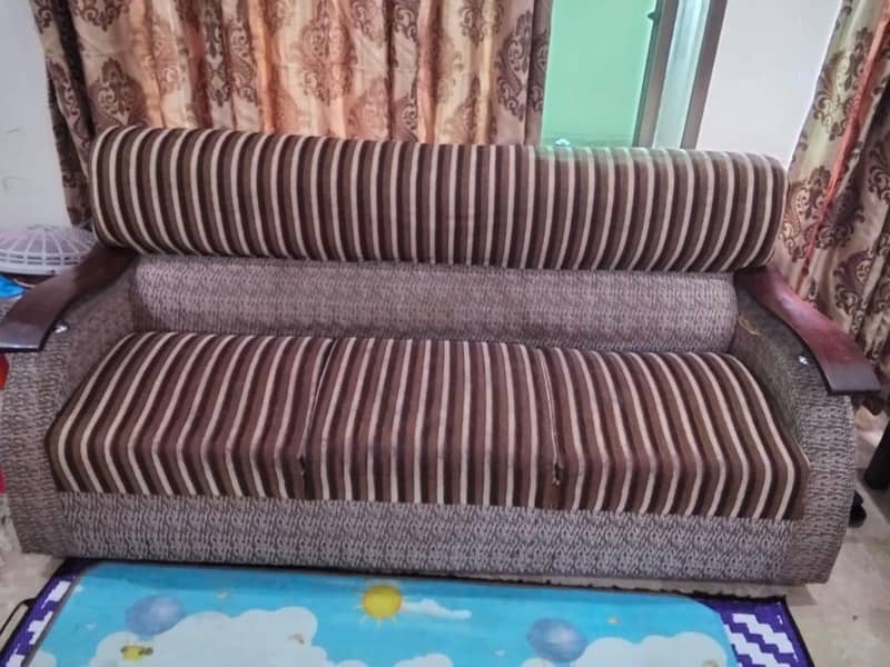 5 Seater Sofa 1