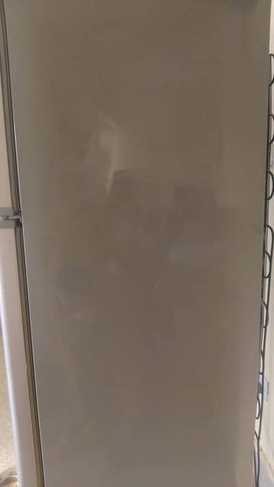 DAWLANCE FRIDGE & AIR COOLER IN GOOD CONDITION