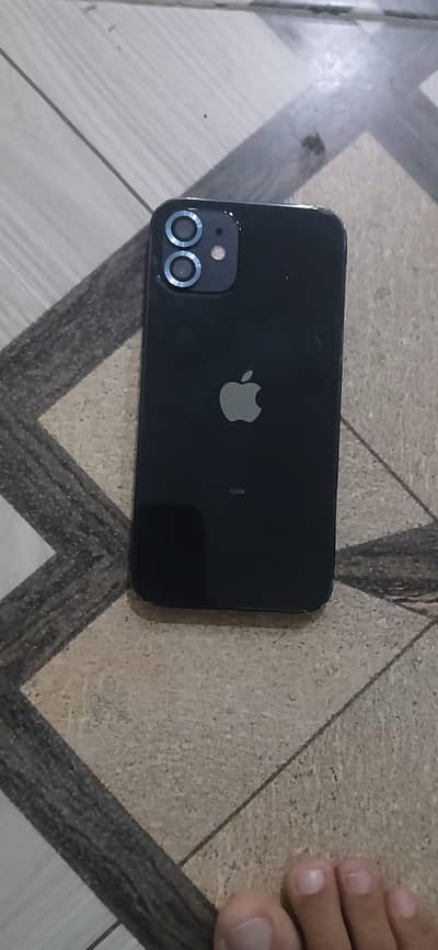 Apple iPhone 12