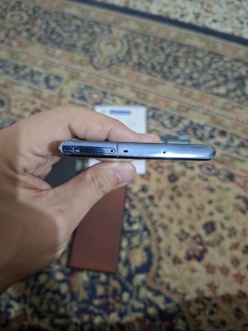 Samsung Mobile Note 10 Plus 3