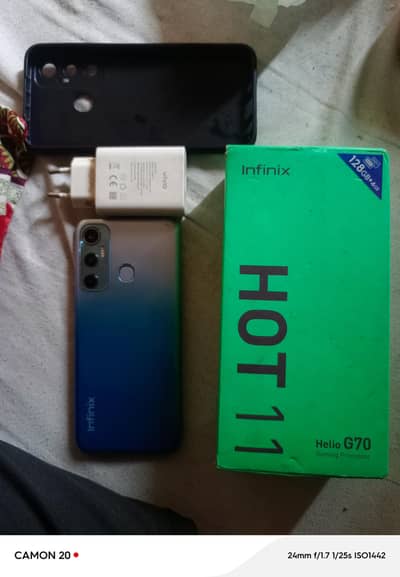 I am selling infinix hot 11 4/128