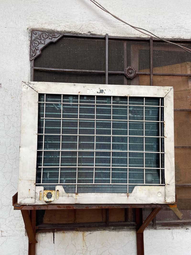 window ac used 2