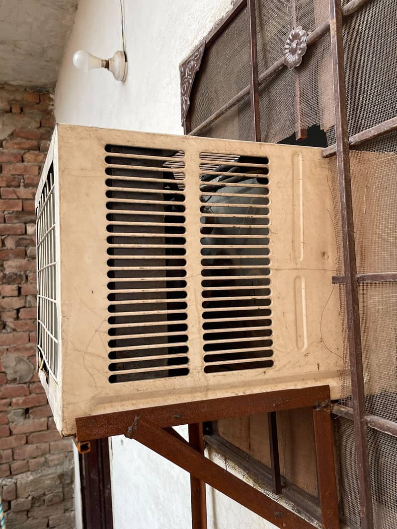 window ac used 4