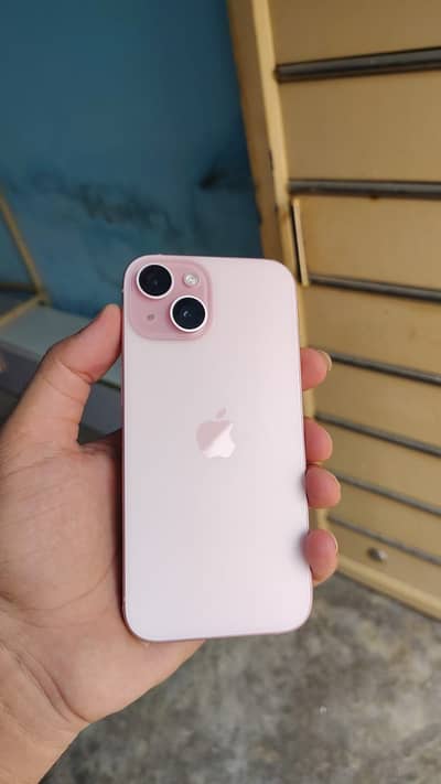 Apple iPhone 15