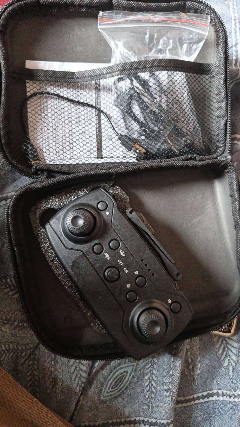 E88/E99 drone case with additional things 0