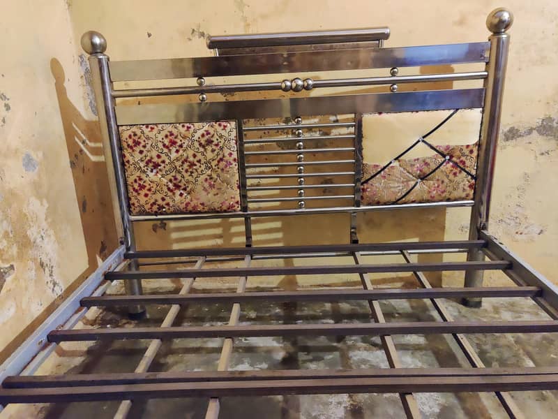 bed + mattres 2