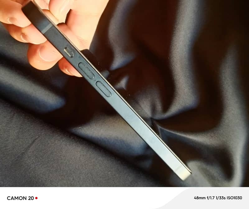 Apple iPhone 14 2