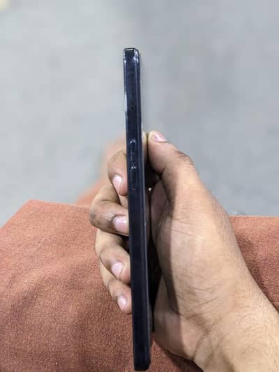 OPPO F21 Pro