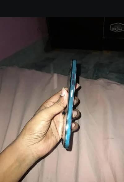 Tecno spark 20