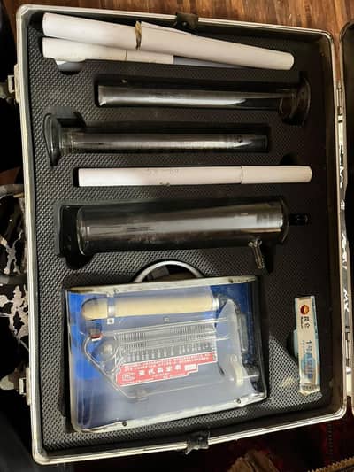 McLeod vacuum gauge set with conical Flasks and thermometers
