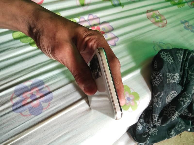 Tecno CAMON 18T 1