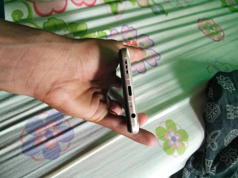 Tecno CAMON 18T 2