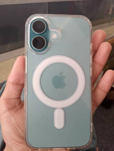 Apple iPhone 16