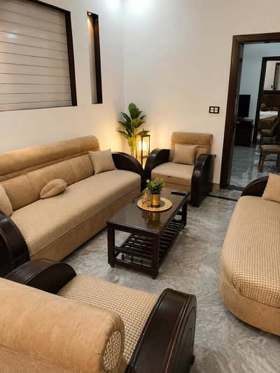 7 seater sofa in stunning condition