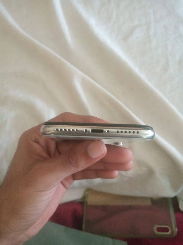 Apple iPhone X 2