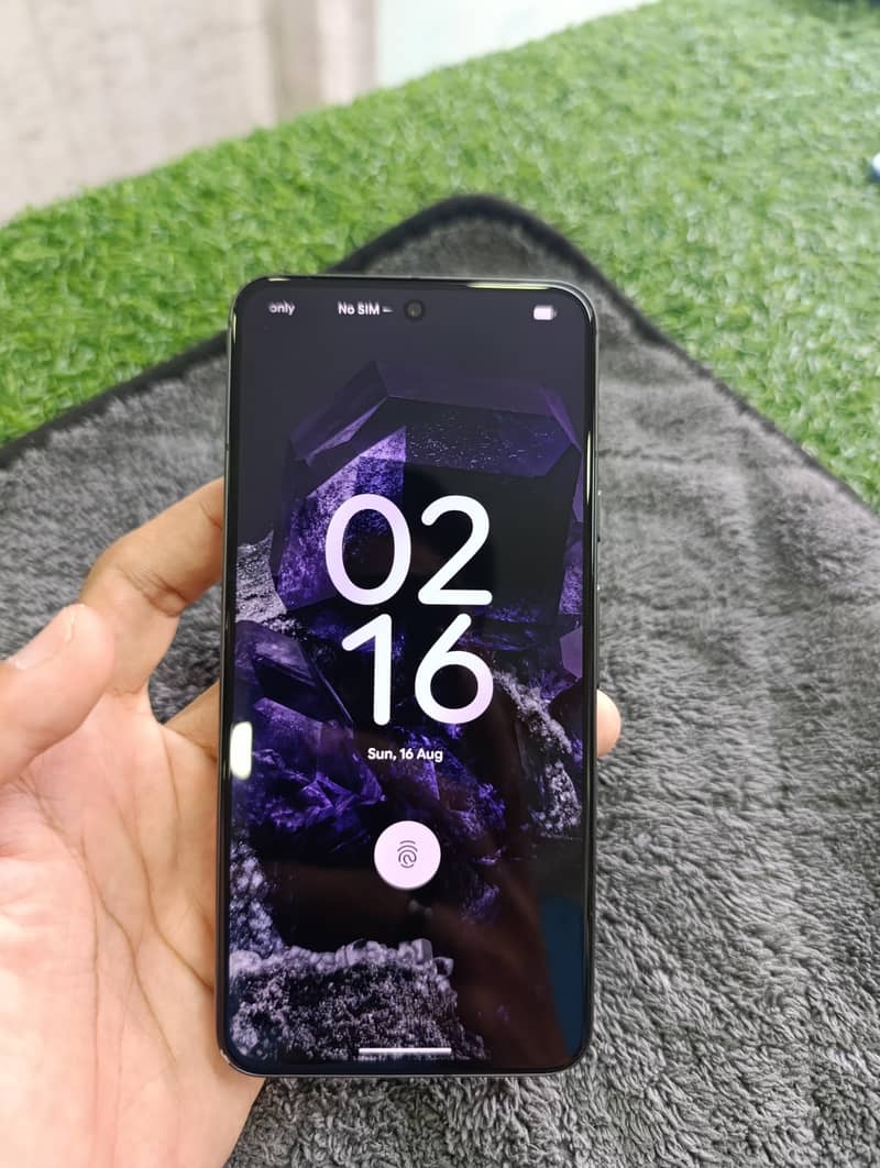 Google Pixel 8 1