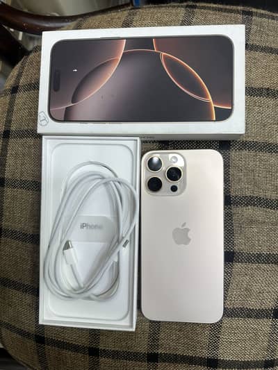 Apple iPhone 16 Pro Max