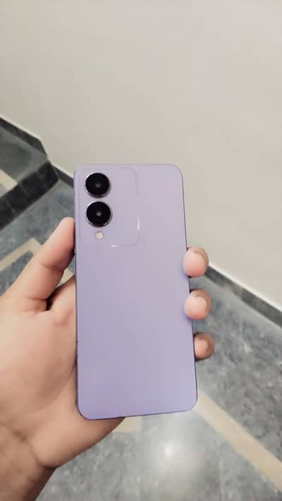 Vivo Y17s