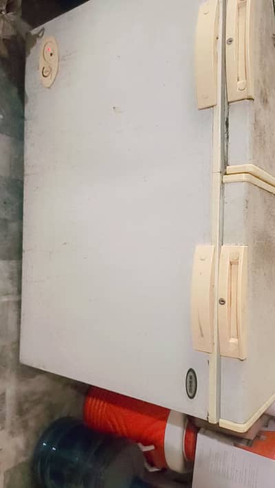 Used freezer waves