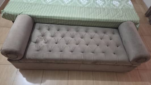 Deewan/setti/sofa