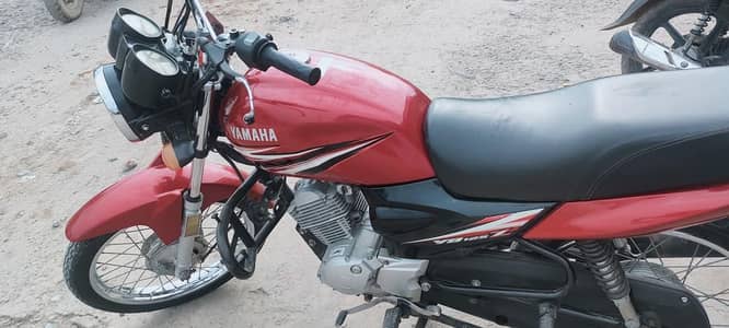 Yamaha 125-YBZ lush condition