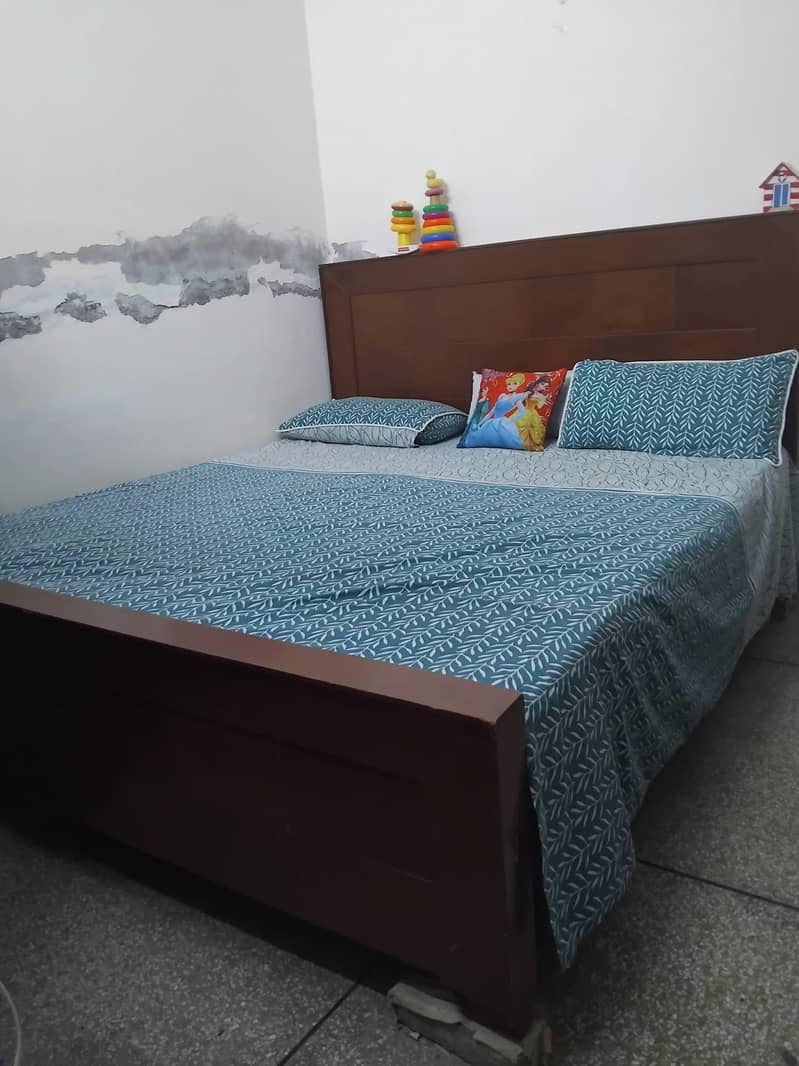 king size Bed 1