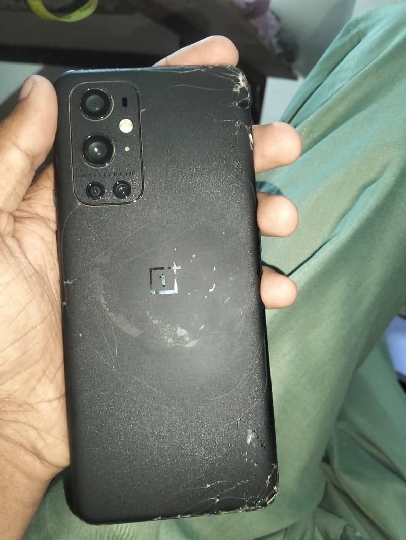 One Plus 9 Pro 0