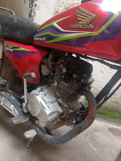 125 motorcycle