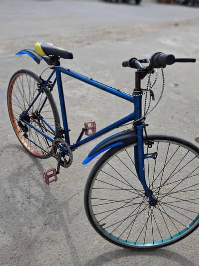 Urgent need for sale mene 4 month pehly 22k ki li thi