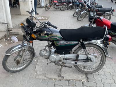 Honda cd 70 black 2023