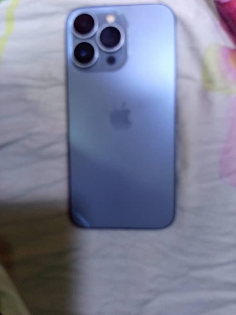 Apple iPhone 13 Pro 6