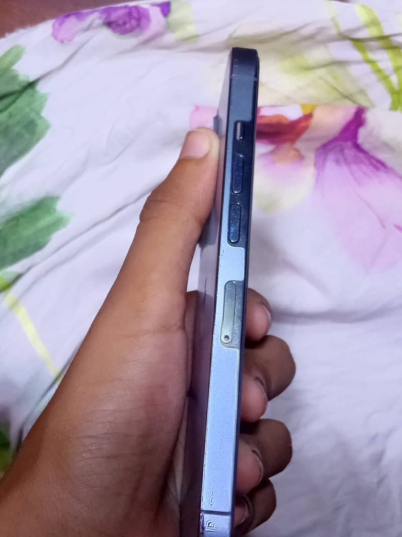 Apple iPhone 13 Pro 9