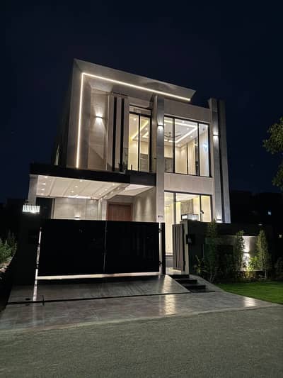5 Marla Luxury House For Sale Phase 8 Nearest Dolmen Mall Lahore