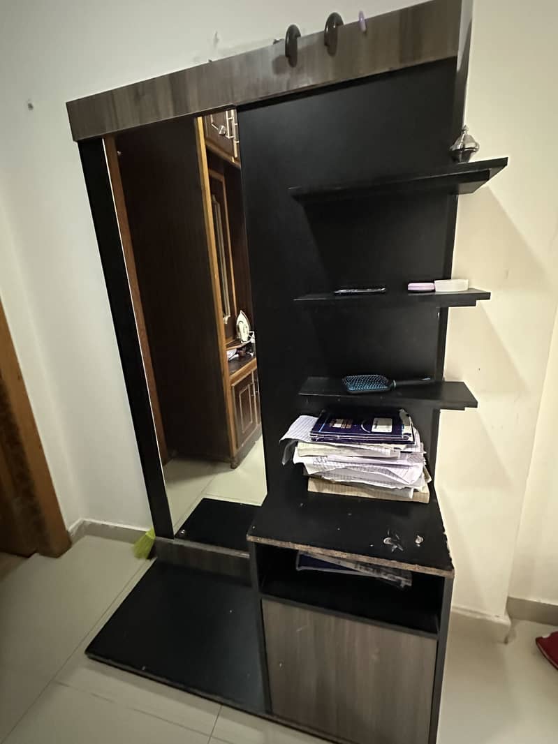 Dressing Table 2