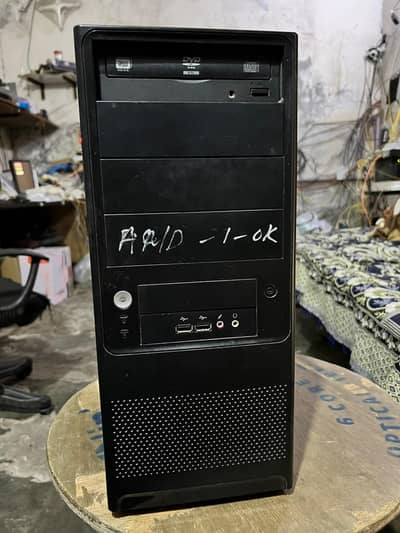core i3 4gen Intel computer 2gb ram no hard no vga